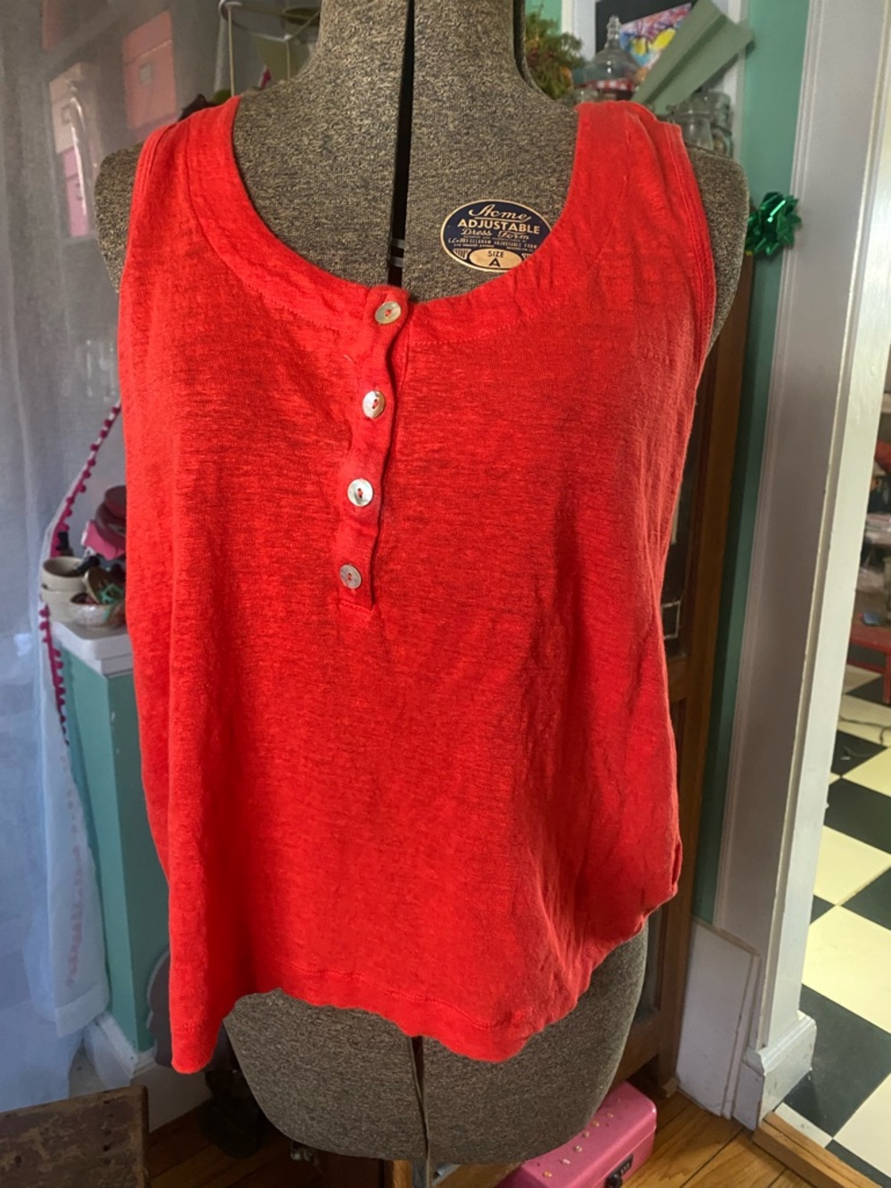 Joie red Button-Front Women's 100% Linen Henley Tank Top Size XL resortwear